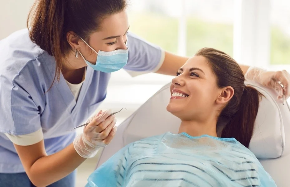 dentist near casa loma, toronto